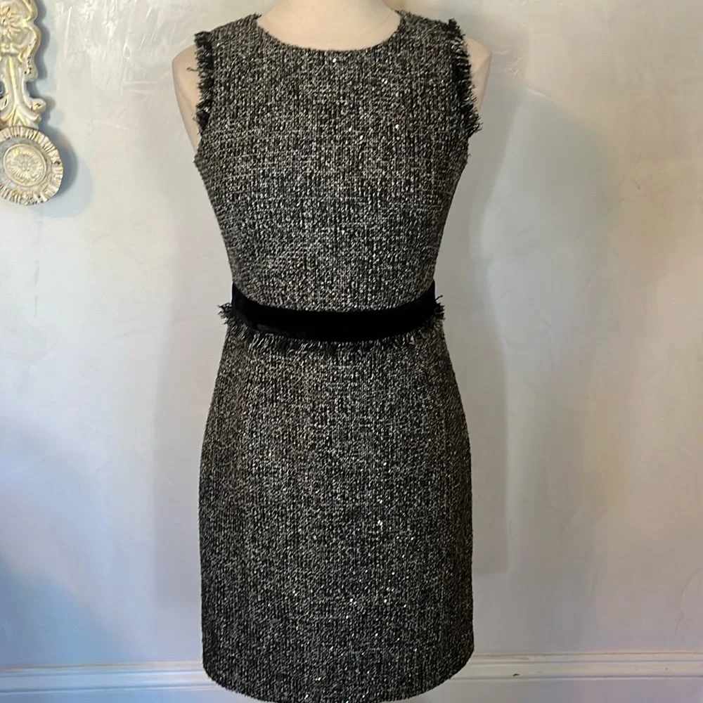 J.Crew Black/White Tweed Sheath Dress w/velvet belt,fringe detail sequins Size 4
